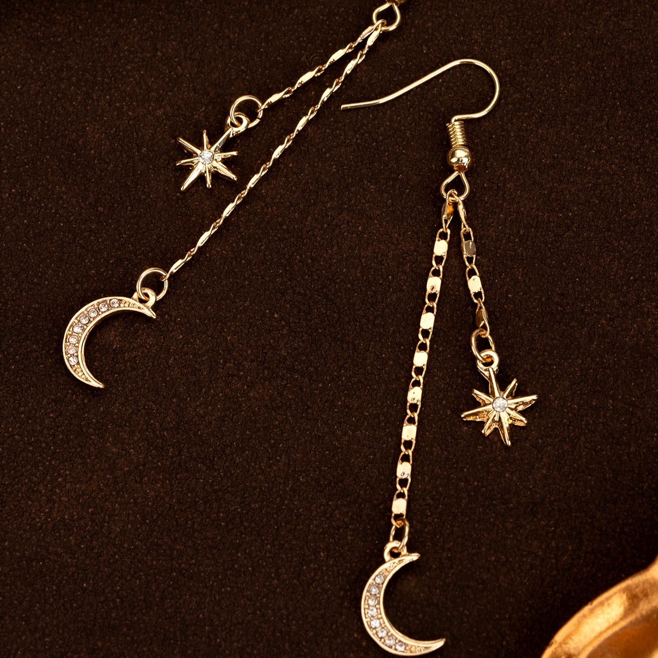 Women's Elegant Vintage Star & Moon Rhinestone Dangle Earrings